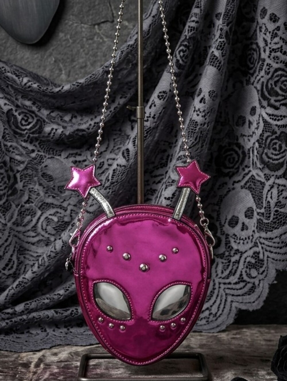 [[Unbranded]] Pink Alien Face Crossbody Bag with Star Accents